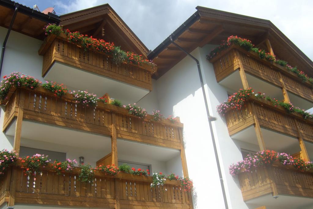 Gasthaus Jaufenblick San Martino in Passiria Exterior foto